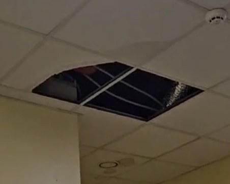 Рухна част от покрива на АГ отделение в Стара Загора