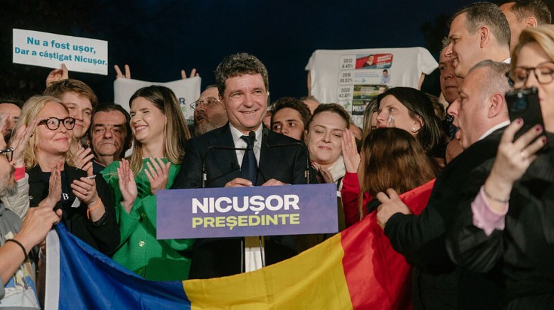 Новият президент на Румъния Никушор Дан полага клетва днес