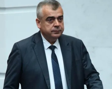 Хайри Садъков е новият председател на ПГ на ДПС-ДПС след оставката на Чакъров}