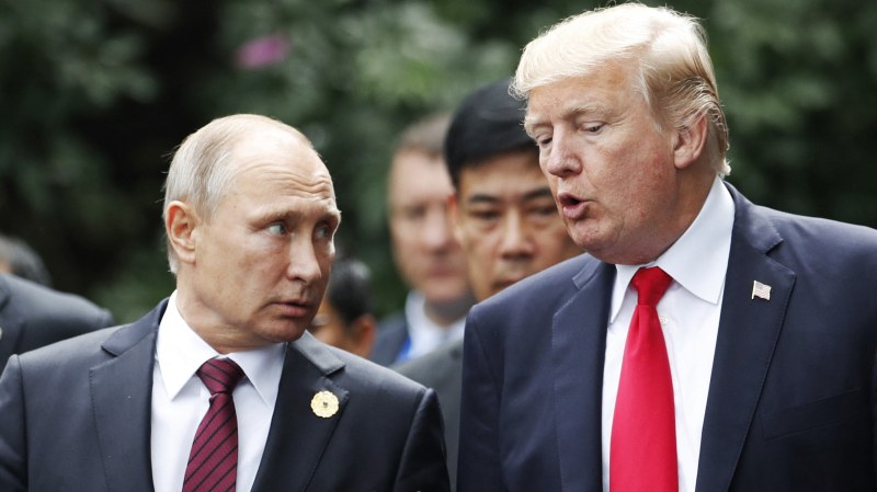 Тръмп: Путин си „играе с огъня