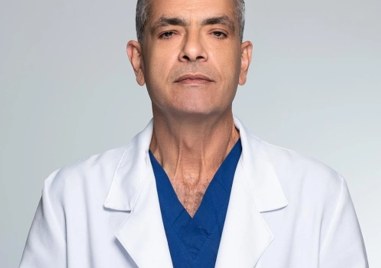 Повтарящи се епизоди на висока температура възпалено гърло и подути