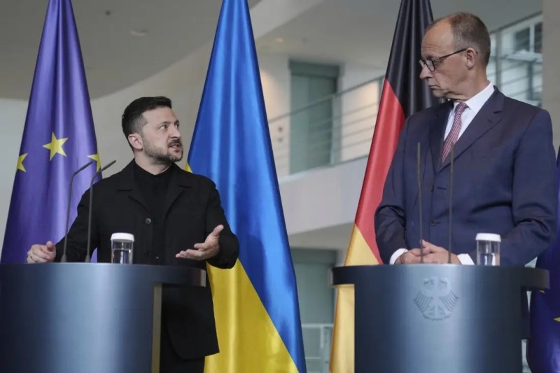 Германия ще финансира производството на украински далекобойни оръжия, Кремъл: Безотговорно и опасно