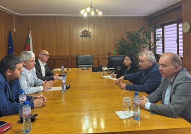 Председателят на Комисията за защита на конкуренцията КЗК Росен Карадимов