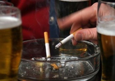 Френското правителство обяви че от 1 юли ще забрани тютюнопушенето