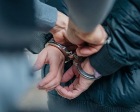 Откриха над 1 кг наркотици при рутинна проверка на пътя Бургас – Варна