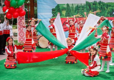 Завършването на учебната година в ДГ „Чучулига – празник на българските традиции и новото начало