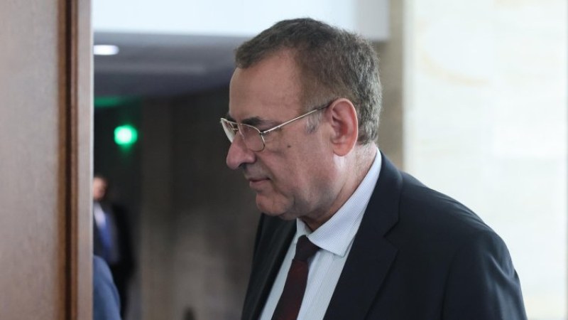 Спряха сина на Джевдет Чакъров на границата