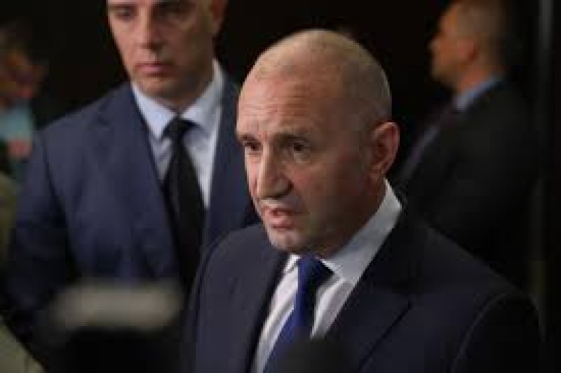 Радев поздрави протестиращите срещу еврото, заговори за „нова политическа алтернатива
