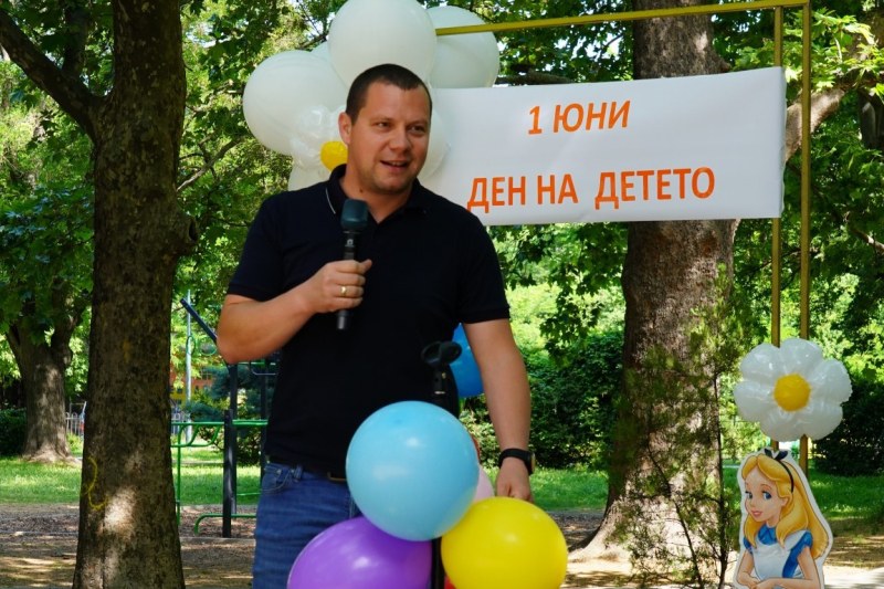 Със събития в двата най-големи парка в района: „Южен