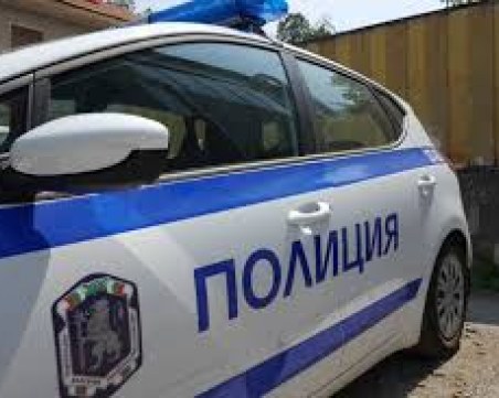 Потресаващо! 38-годишен заколи куче край Кърджали