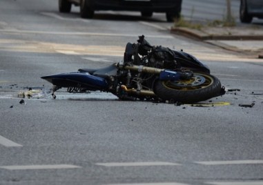 Моторист е загинал при катастрофа по пътя Варна Дуранкулак