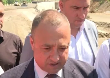 Отлагат за пореден път пускането на новите 15 километра от АМ Хемус,