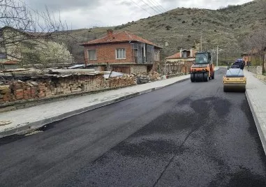 Затварят пътя Първенец - Марково, асфалтират участъка