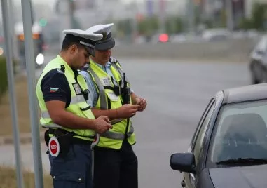 23 пияни и 6 дрогирани водачи залови полицията за ден