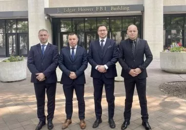 Министърът на вътрешните работи Даниел Митов и водената от него