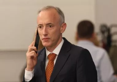 Красимир Вълчев: Матурите преминаха спокойно и без проблеми