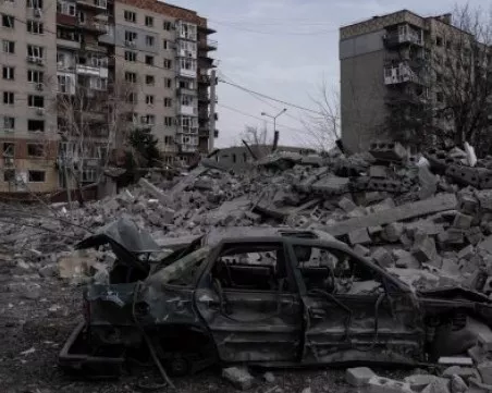Жертвите в Харков на руските атаки тази нощ вече са три, двама загинали има в Херсон