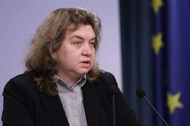 Киселова: Държавата не бива да отслабва позицията си за еврозоната