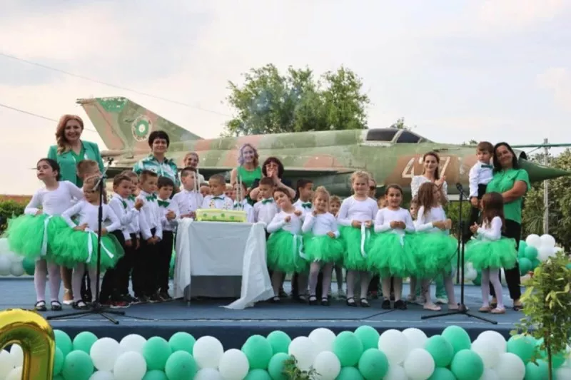 С тричасов празничен концерт ДГ