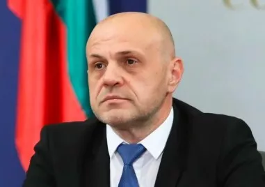 Томислав Дончев: Ако има служебно правителство, България може да бъде отклонена от еврозоната