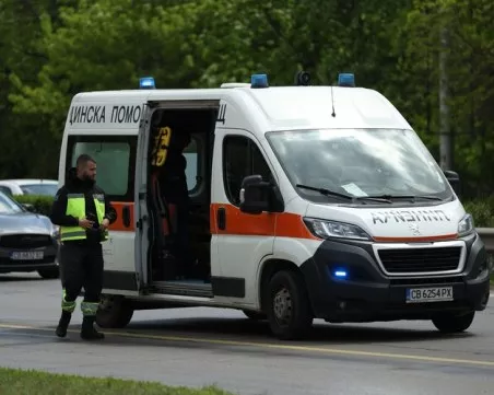 Един човек е загинал, а 42 са ранени в катастрофи за денонощие