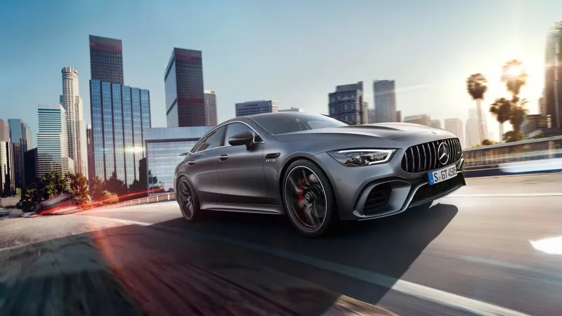 Шофьор рецедивист хвърчи със 133 км/ч с луксозен Mercedes AMG в Пловдив, остана без книжка