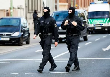 Убитите при нападението в училище в австрийския град Грац вече са 10