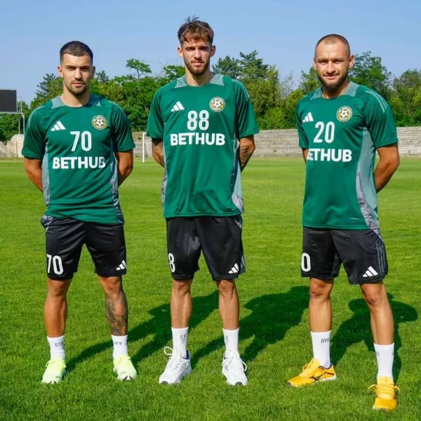 Бивш играч на Ботев ще играе в новак в елита