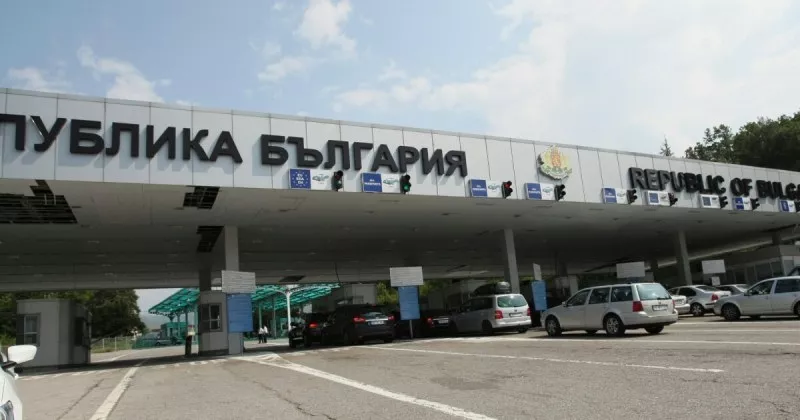Нормален е трафикът по границите на страната