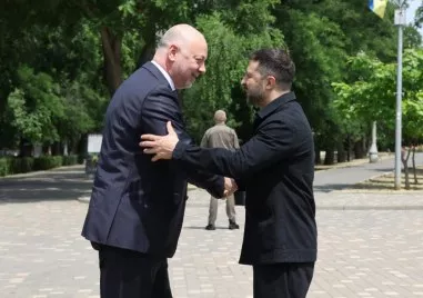 Министър председателят Росен Желязков се срещна с украинския президент Володимир Зеленски е в