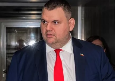 Делян Пеевски подкрепи Митов: Не трябва да подава оставка, няма никакви основания