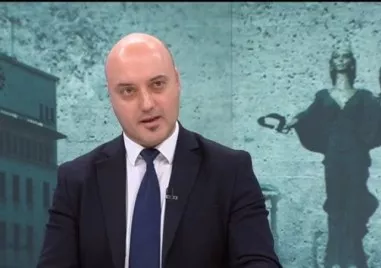 Атанас Славов за искания референдум: Всичко показва, че Радев ще участва в политиката, но кога?