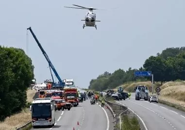 Автобус в който са пътували украинци катастрофира в Северозападна Франция