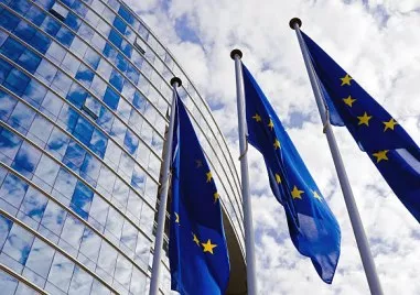 Европейският съюз призова всички страни да проявят сдържаност в Близкия изток