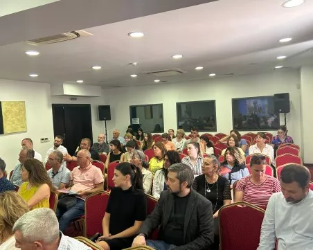 2000 души посещават Небет тепе за 8 часа