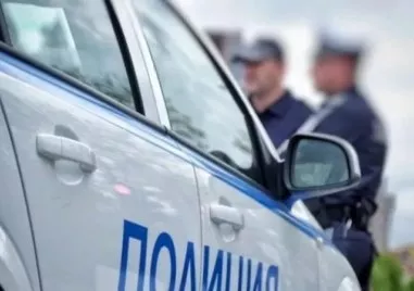 Задържаха мъж, минал през крака на полицай по време на протеста за Явор