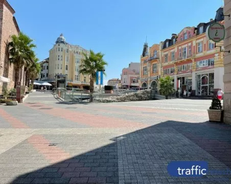 Горещ ден в Пловдив днес, градусите скачат до 33°C