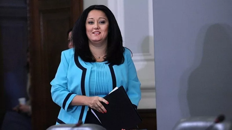 Лиляна Павлова за еврото: Страхът не е стратегия