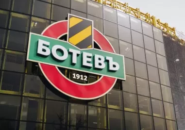 Сдружение ПФК Ботев поиска Вариант 2 - Филипов да вземе акциите от Зингаревич и да покрие дълговете към трети лица