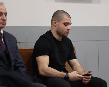 Издирват прокурорския син от Перник, нанесъл нов брутален побой