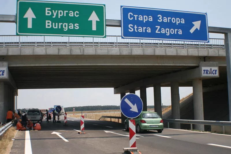 Ограничават движението на магистрала