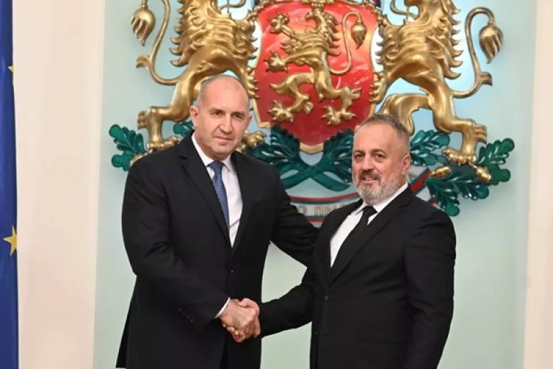 Президентът Румен Радев към Люпчо Георгиевски: Моята подкрепа остава неизменна