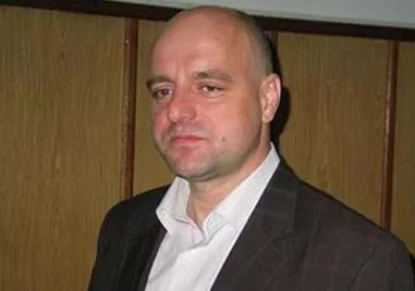 Бащата на Васил Михайлов за видеото: Не говорим от 3 г., но бих проверил твърденията му