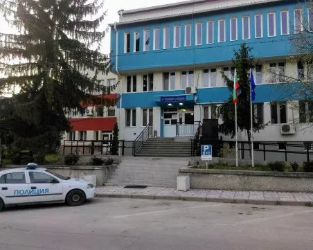 20-годишна софиянка потроши автобил в Пещера