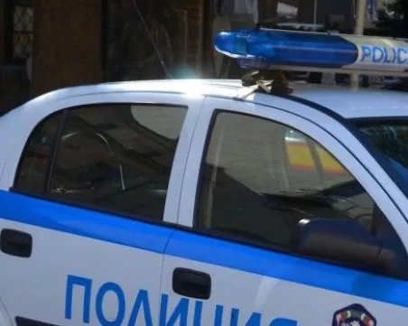 Пиян шофьор с над 2,5 промила алкохол се вряза в полицейски автомобил в Русе