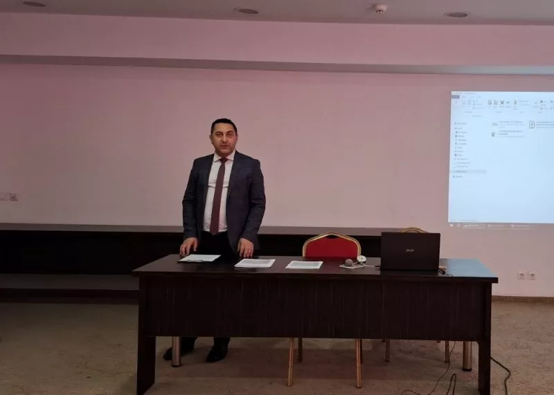 Зам. – кметът Хакъ Сакъбов откри работна среща за обновяване на сгради
