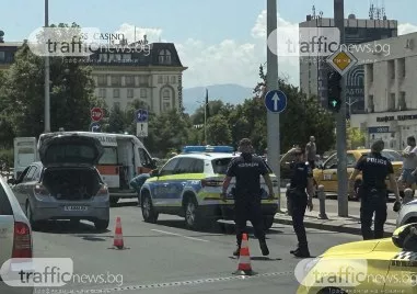 Блъснаха човек до Тримонциум, линейка и полиция са на място