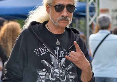 Тони Сатаната: Рокът винаги ще е език на бунта, а S'cool Rock Fest открива младите бунтари днес