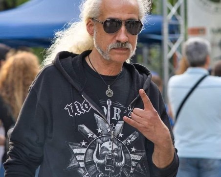 Тони Сатаната: Рокът винаги ще е език на бунта, а S'cool Rock Fest открива младите бунтари днес