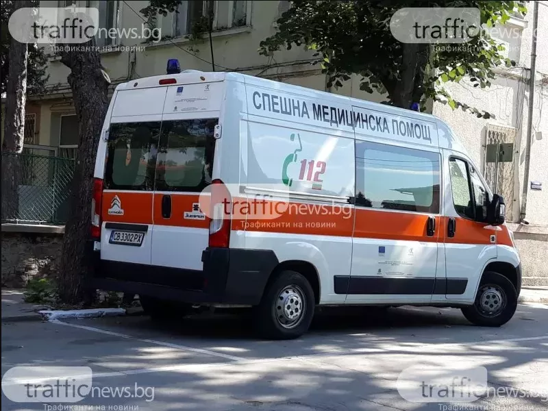 Моторист и пешеходка са в болница след катастрофи в Пловдив